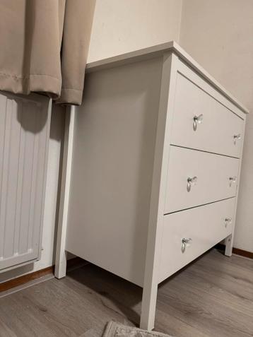 Witte commode met 3 lades