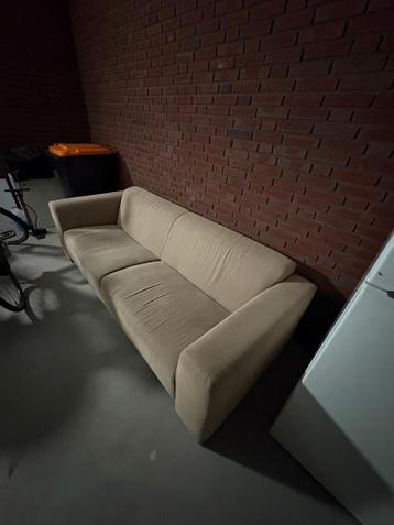 Gratis 3-persoons bank in Diepeveen