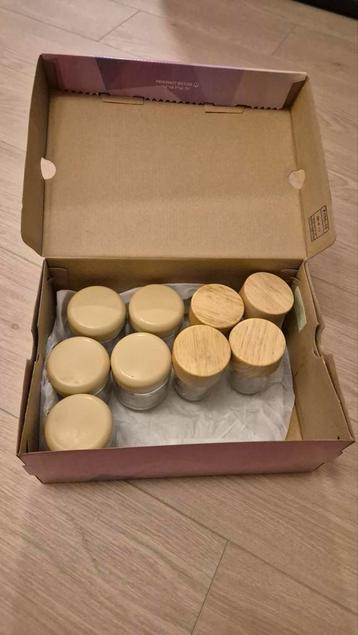 Glazen potjes met deksel - 11 stuks