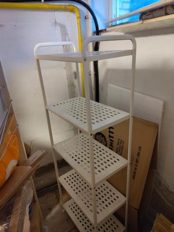 Witte metalen IKEA plank - Gedemonteerd