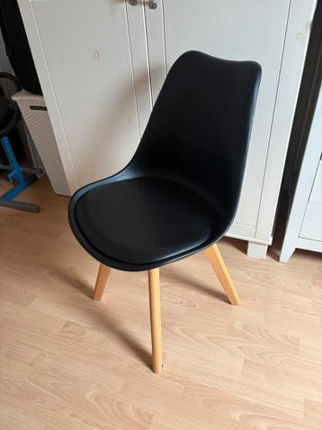 Zwarte eetkamerstiel kunststof