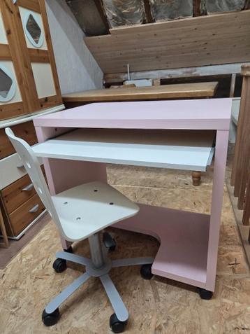 Kinderbureau met bureaustoel