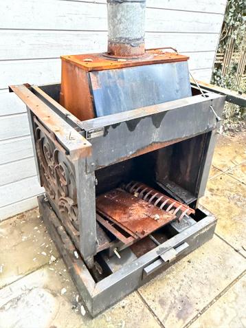 Openhaard oud ijzer. Gratis meenemen