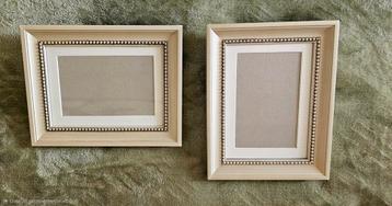 5 fotolijsten 13x18 2 keer en 20x25 1 keer