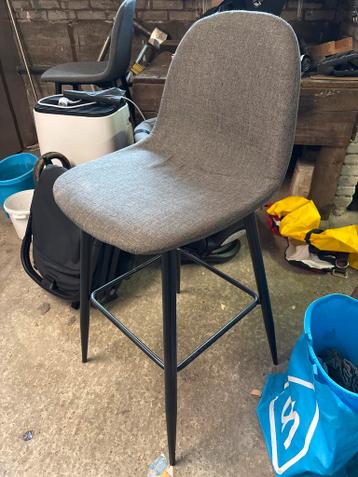 Set van 4 grijze barkrukken