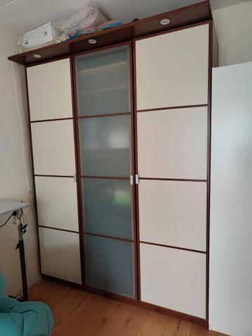 Keurige kledingkasten