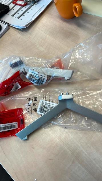 Pootjes voor Philips ambilight 55 inch