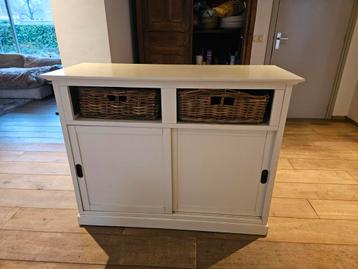 Dressoir/ladekast/sidetable gratis