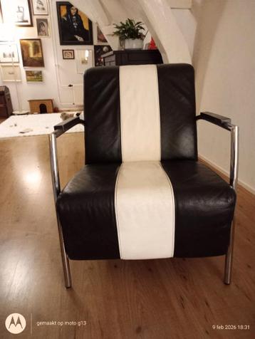 Zwarte leren retro stoel