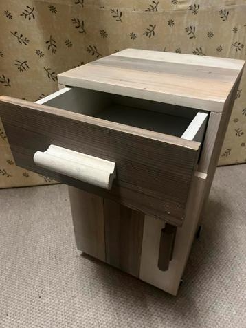 Nachtkastje gratis afhalen bopita Nederlands product lade