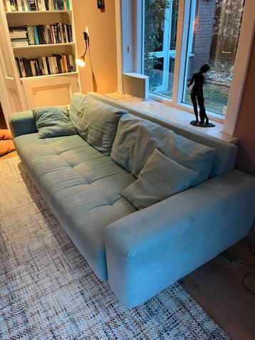 Zeeblauwe 3,5 zitsbank (gebruikt) 235x92 gratis af te halen