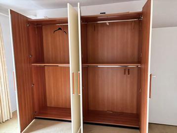 Grote kledingkast met hang- en legplanken - 244x63x235 cm