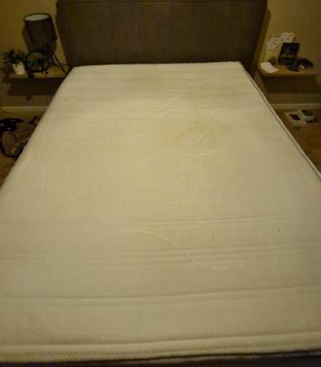 Matras topper 160x 200cm gratis ophalen zsm