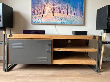 Tv meubel industrieel acaciahout en grijs staal - gratis!