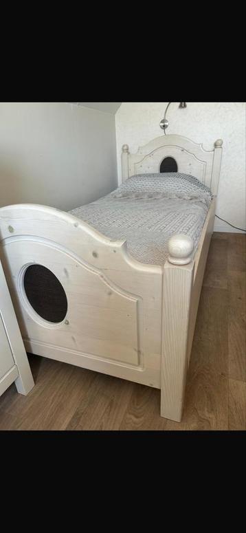 Gratis! Whitewash eenpersoonsbed - opknapper