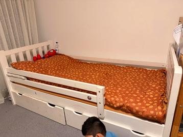 Houten Bed met lades (zonder lattenbodem)