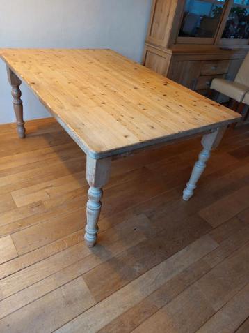 Flinke eet-, lees- of spelletjestafel