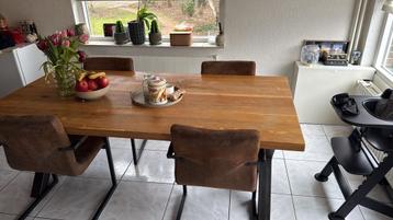 Houten eettafel 200x100 cm - Beschadigd, snel ophalen!