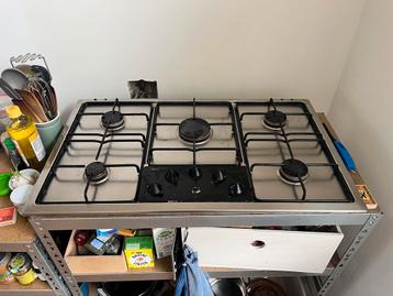 Gratis op te halen! Vijfpits Zanussi gasfornuis