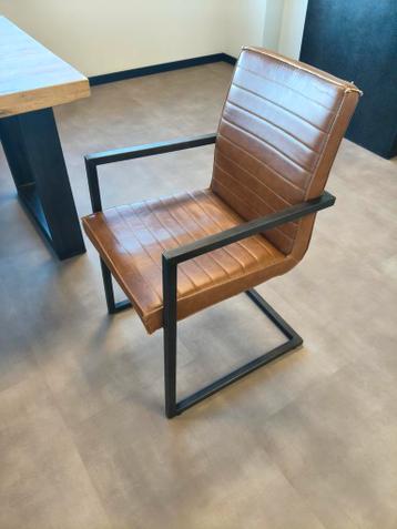 4 of 8 Pronto stoelen gratis op te halen