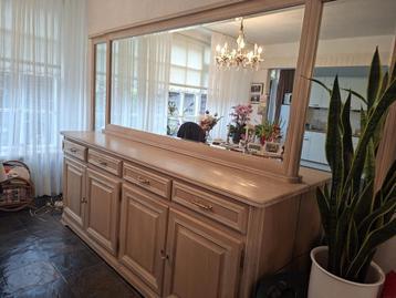 Buffetkast met spiegel - Zo goed als nieuw