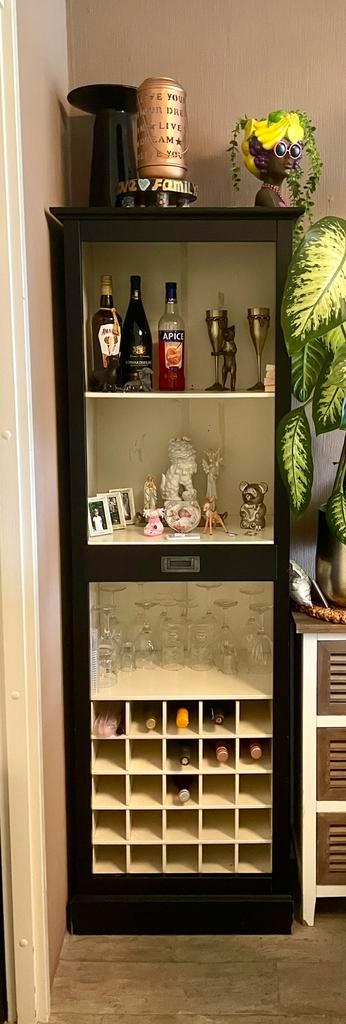 Gratis ophalen Wijnkast