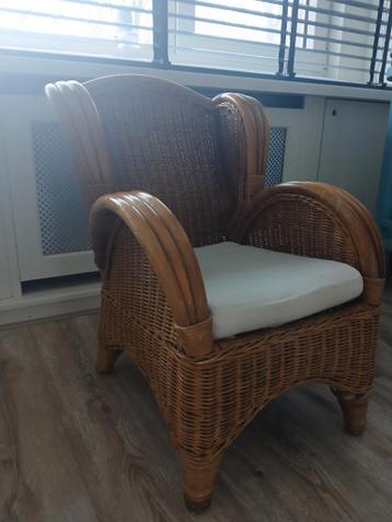 Kinderstoel/ fateuil