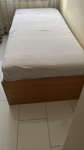 Eenpersoonsbed met opbergruimte GRATIS MEENEMEN