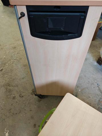 Zeer degelijke kantoorkast van het merk Werndl.