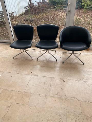 Drie stoelen gratis ophalen
