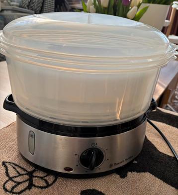 Stoomkoker Russell Hobbs, 9 liter, 3 stoomschalen.