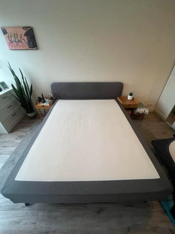 Tweepersoonsbed 160x200 met matras