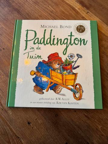 Paddington in de tuin