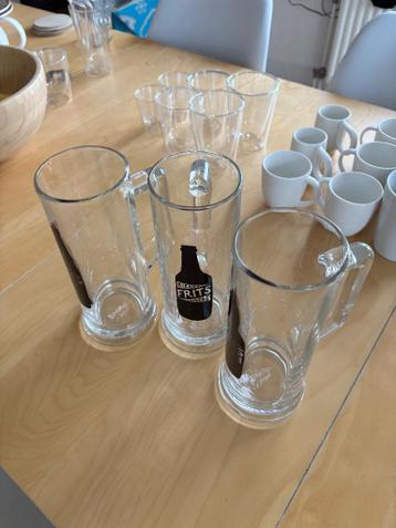 3 halve liter/0.5l bierpullen Gratis