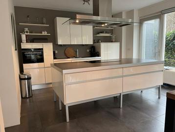 Raab-Karcher Gratis aanrechtblad kookeiland.