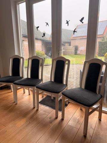 4 witte landelijke klassieke eetkamerstoelen - gratis