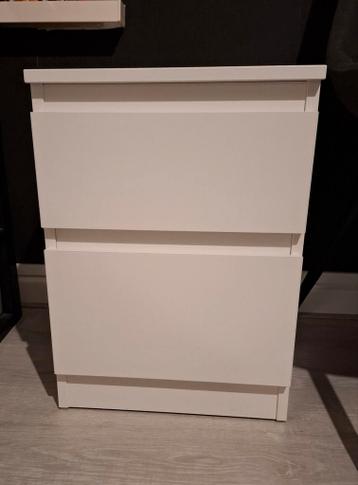 Nachtkastje met 2 lades