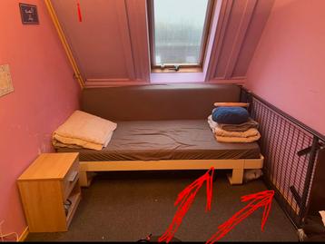 Twee complete bedframes + matrassen