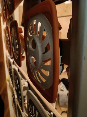 Schotelveerbodem, 1 of 2 stuks