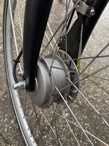 GEZOCHT vogue voorwiel motor