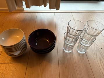 Ikea kommen, schotels en glazen - Gratis af te halen!