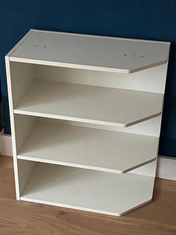 Witte open hoekkast met 3 schappen
