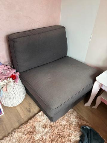 Grijze Stoel / Fauteuil