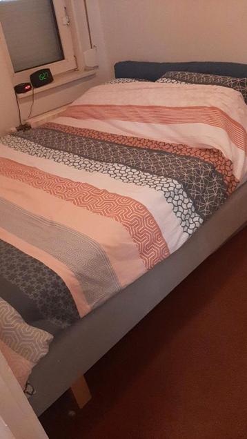 Tweepersoonsbed 140 x 200 (boxspring)