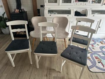 Gratis af te halen: Eetkamerstoelen