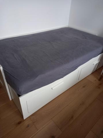 Gratis Brimnes uitschuifbed (zonder matras), ophalen R'dam-C