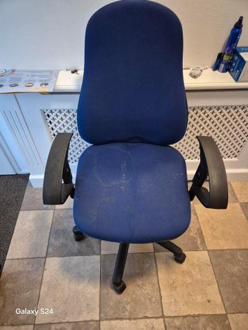 Gebruikte Bureaustoel - Comfortabel en Functioneel
