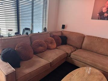 Gratis bank inclusief kussens