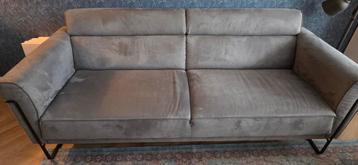 3 zits bank Xooon Fiskardo