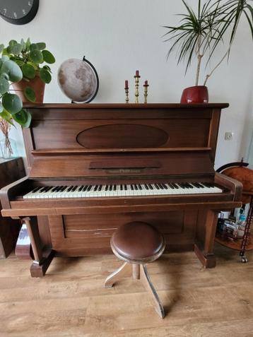 Gratis mooie houten piano